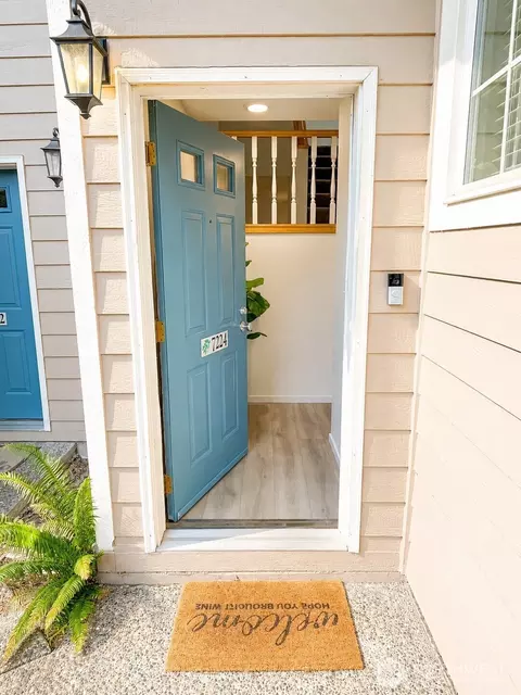 7224 NE 171st Ln, Kenmore, WA 98028