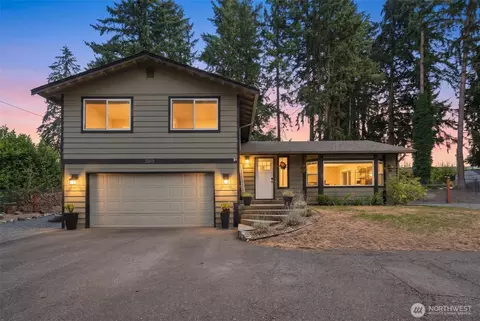 5519 43rd Ave E, Tacoma, WA 98443