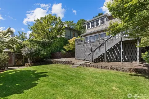Exterior - 938 18th Ave E, Seattle, WA 98112 photo 7 of 7