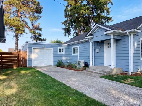 532 7th St, Montesano, WA 98563