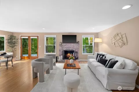 Living - 12138 NE 166th Pl, Bothell, WA 98011 photo 4 of 5