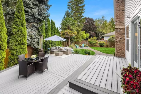 Exterior - 12138 NE 166th Pl, Bothell, WA 98011 photo 3 of 10