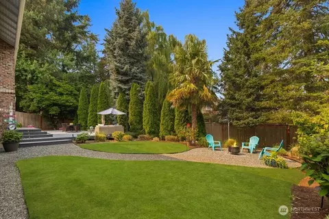 Exterior - 12138 NE 166th Pl, Bothell, WA 98011 photo 9 of 12