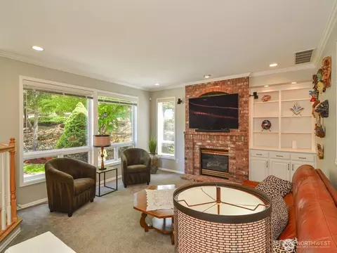 Living - 1919 243rd Pl SE, Bothell, WA 98021 photo 3 of 6