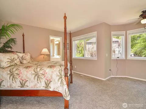 Bedroom - 1919 243rd Pl SE, Bothell, WA 98021 photo 2 of 5