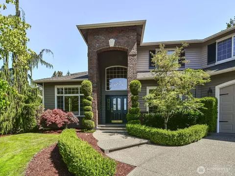 Exterior - 1919 243rd Pl SE, Bothell, WA 98021 photo 2 of 4