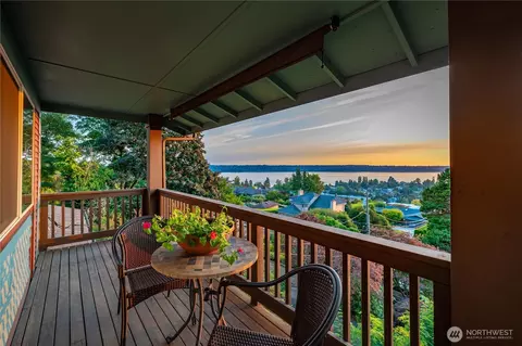 5027 Varco Rd NE, Tacoma, WA 98422