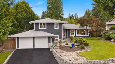 12619 SE 75th St, Newcastle, WA 98056