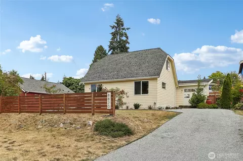 8820 24th Ave SW, Seattle, WA 98106
