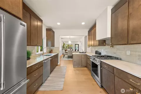 Kitchen - 520 30th Ave E, Seattle, WA 98112 photo 5 of 5
