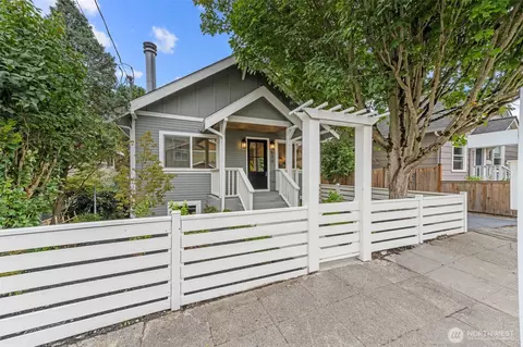 Exterior - 520 30th Ave E, Seattle, WA 98112 photo 7 of 7