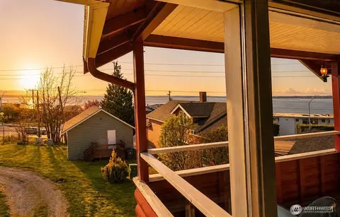522 12th St, Bellingham, WA 98225