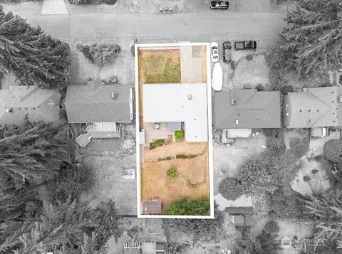 View/Area - 16632 15th Ave SW, Seattle, WA 98166 photo 3 of 3