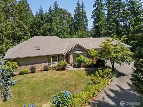22200 Sweeney Rd SE, Maple Valley, WA 98038
