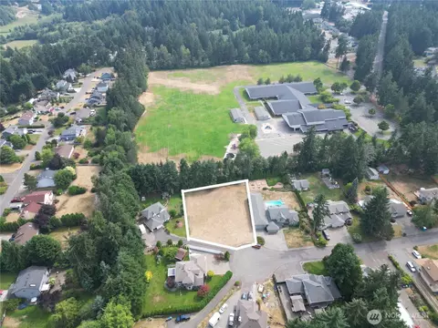 2430 SE Celebrity Ct, Port Orchard, WA 98367