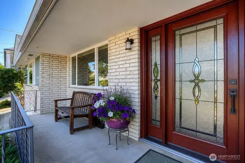 7418 S 15th St, Tacoma, WA 98465