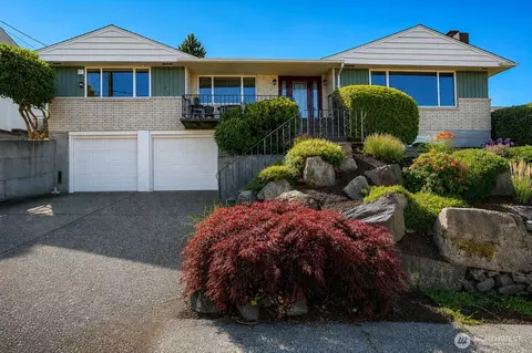 7418 S 15th St, Tacoma, WA 98465