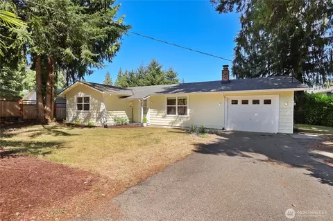 25950 NW Circle Dr S, Poulsbo, WA 98370