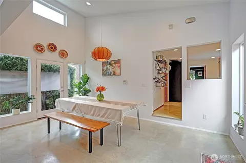 Dining - 2024 Wetmore Ave, Everett, WA 98201 photo 2 of 3