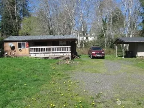 7118 Central Park Dr, Aberdeen, WA 98520