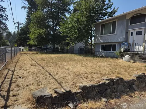 Exterior - 1415 172nd St E, Spanaway, WA 98387 photo 2 of 5
