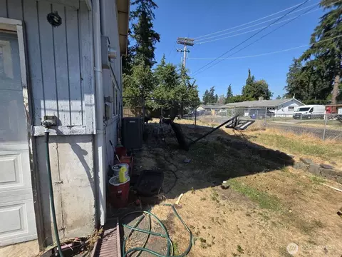 Exterior - 1415 172nd St E, Spanaway, WA 98387 photo 4 of 5