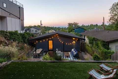 Other - 425 26th Ave E, Seattle, WA 98112 photo 10 of 11
