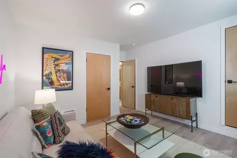 Living - 425 26th Ave E, Seattle, WA 98112 photo 4 of 4