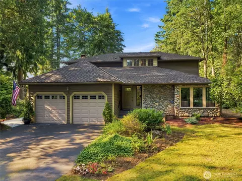 19514 SE 277th St, Kent, WA 98042