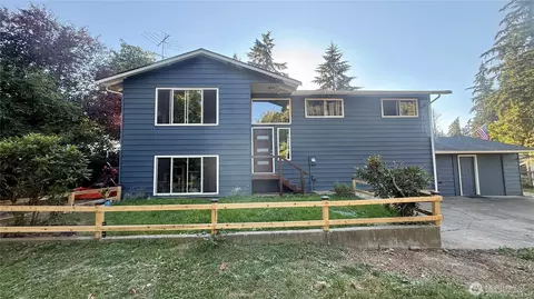 22045 Peter Grubb Rd SE, Renton, WA 98058