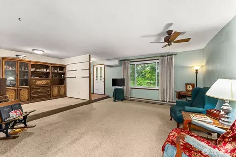 Living - 341 Frogner Rd, Chehalis, WA 98532 photo 1 of 4