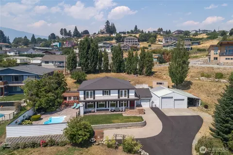 175 Green Ave, Manson, WA 98831