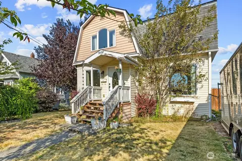 Exterior - 3827 High St, Everett, WA 98201 photo 3 of 9