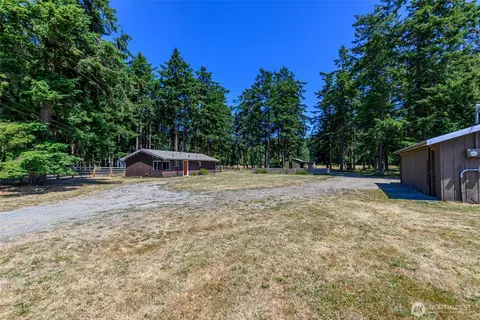 347 Jacobs Rd, Coupeville, WA 98239