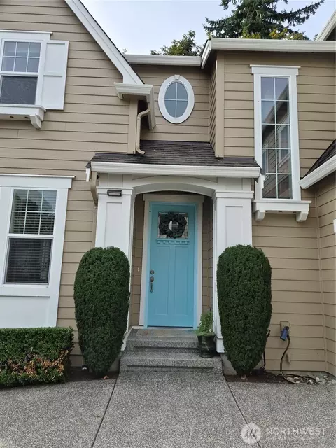 17023 NE 120th St, Redmond, WA 98052