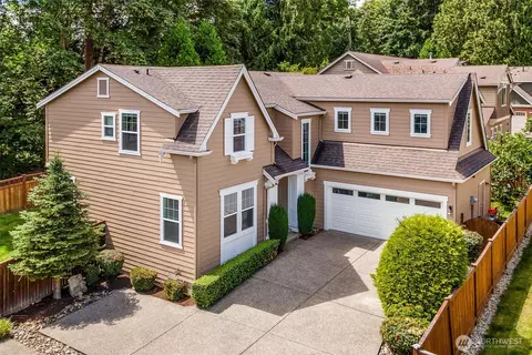 17023 NE 120th St, Redmond, WA 98052