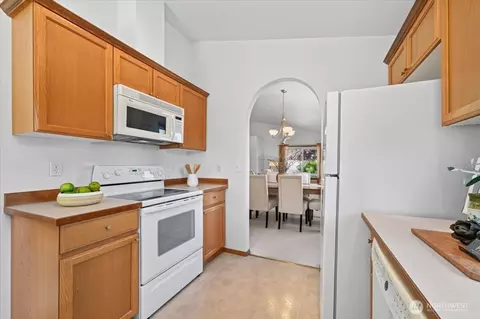 Kitchen - 5408 209th St E, Spanaway, WA 98387 photo 2 of 4