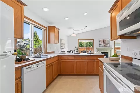 Kitchen - 5408 209th St E, Spanaway, WA 98387 photo 1 of 4
