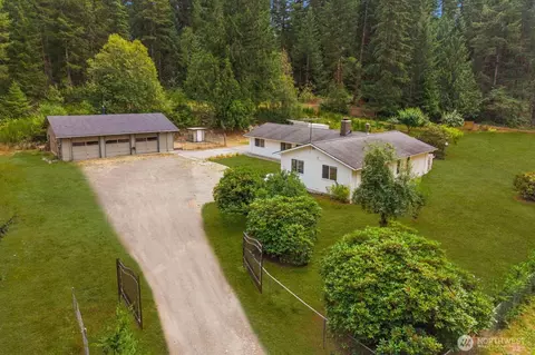 8377 Glenwood Rd SW, Port Orchard, WA 98367