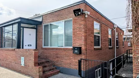 1206 S 11th St #16, Tacoma, WA 98405