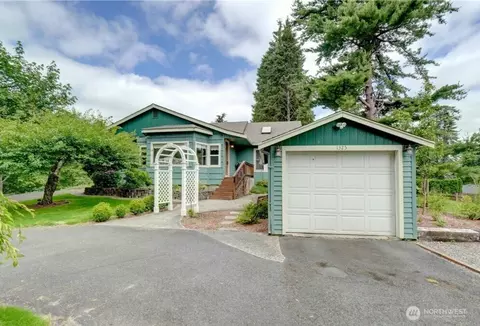 1325 23rd Ave SW, Puyallup, WA 98371
