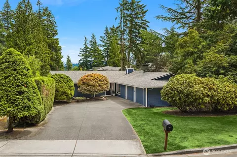 924 179th Ct NE, Bellevue, WA 98008