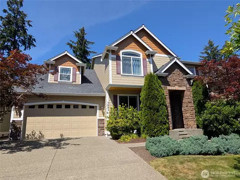 3882 Cameron Dr NE, Lacey, WA 98516