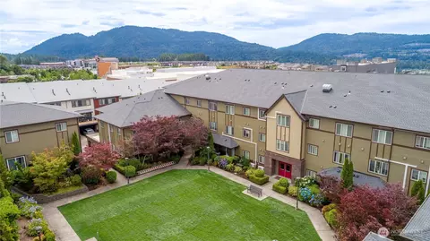 973 NE Ingram St #A-303, Issaquah, WA 98029