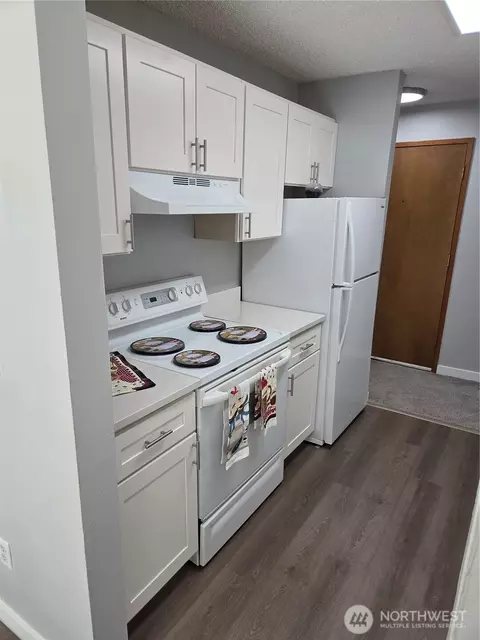 15140 65th Ave S #206, Tukwila, WA 98188