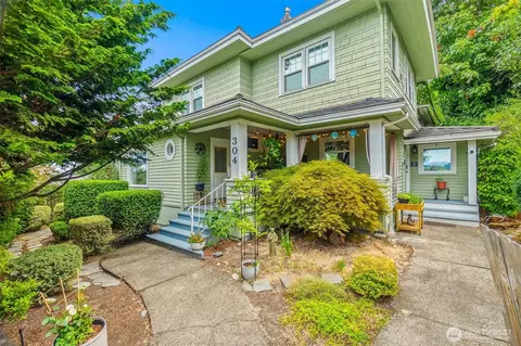 304 Scenic Way, Kent, WA 98030