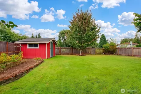 Exterior - 3450 Garland Pl, Enumclaw, WA 98022 photo 4 of 7