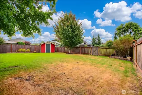 Exterior - 3450 Garland Pl, Enumclaw, WA 98022 photo 3 of 7