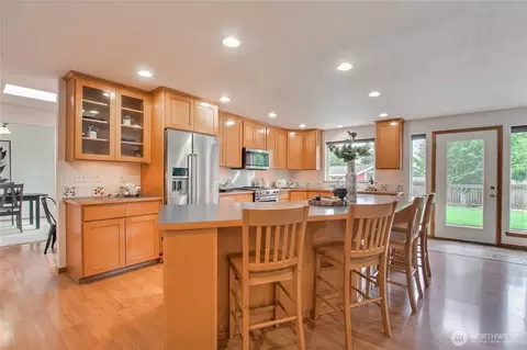 Kitchen - 3450 Garland Pl, Enumclaw, WA 98022 photo 4 of 5