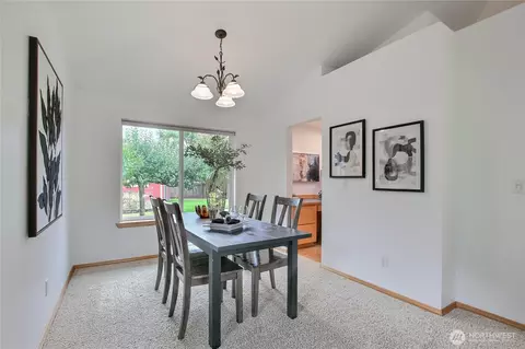 Dining - 3450 Garland Pl, Enumclaw, WA 98022 photo 1 of 3